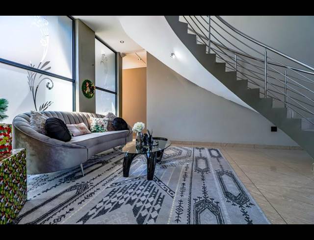 4 BEDROOM HOUSE FOR SALE IN COPPERLEAF ESTATE